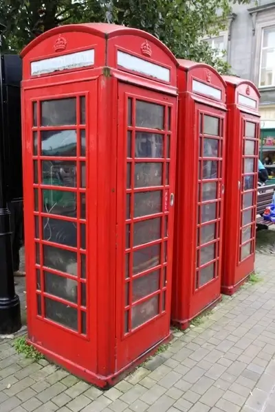 british phone box