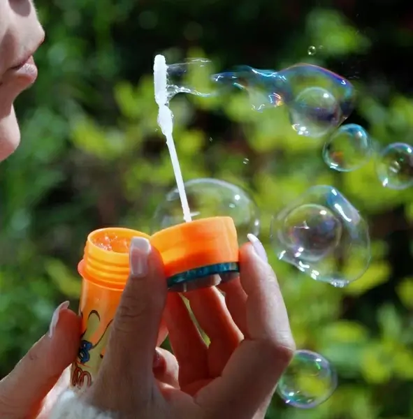 bubbles air light