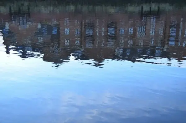 building reflection in the water