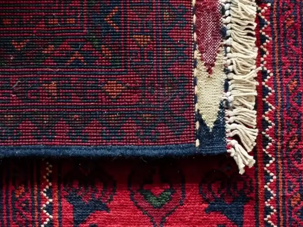 carpet red tying