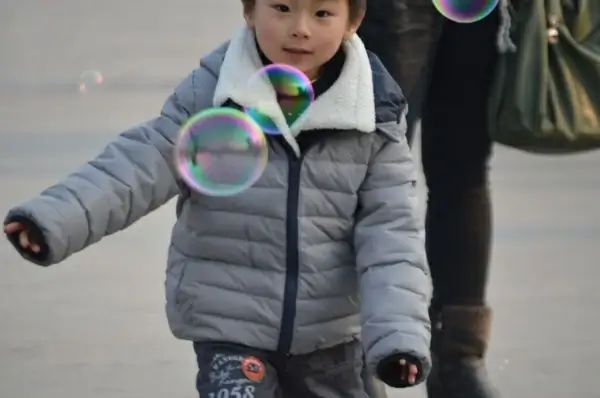 catching bubbles