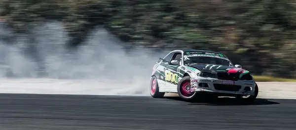 championnat europen de drift bordeaux mrignac gironde 13 et 14 septembre 2014 bmw m3 moteur engine puissance power car speed vitesse explorer explore circuit champion picture image photography king of europe koe turbo wwwsupercar roadtripfr
