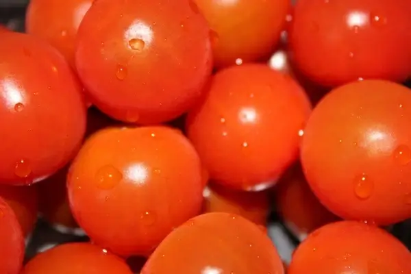 cherry tomatoes