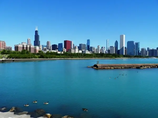 chicago skyline skyscraper