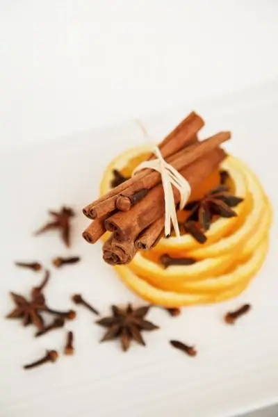 cinnamon clove and orange