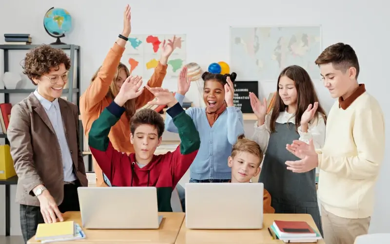 class atmosphere picture dynamic excited pupils 