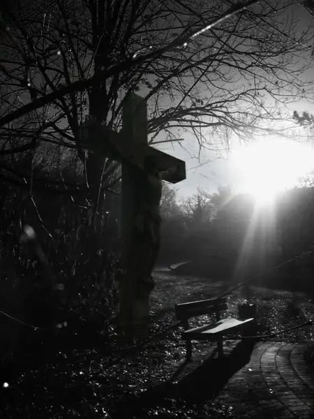 cross jesus wood