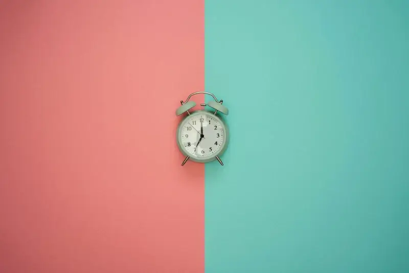 decorative mini clock picture elegant realistic simple