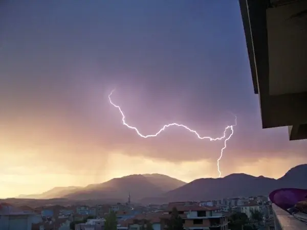 denizli lightning