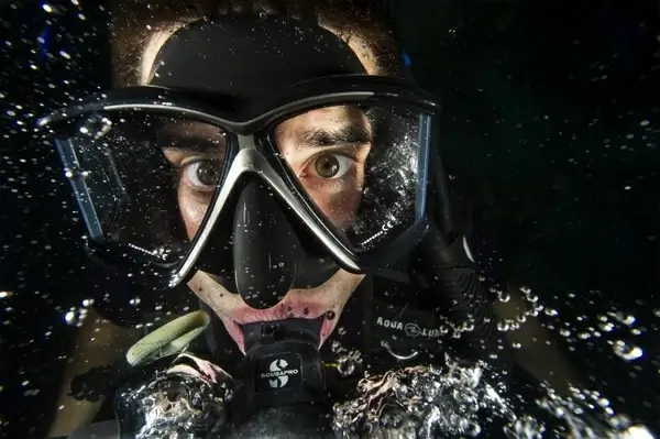 diver man swimmer