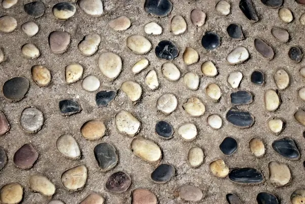 embedded pebbles