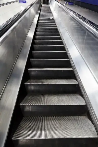 escalator