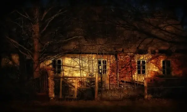 farmhouse ruin winter
