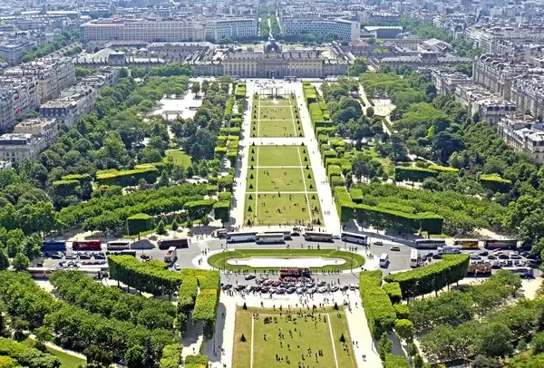 france 000299 champ de mars