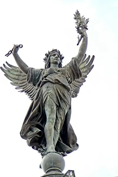 france 001701b winged lady