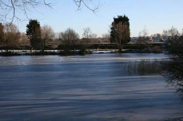 frozen lake 2