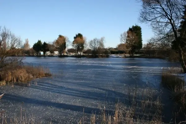 frozen lake 6