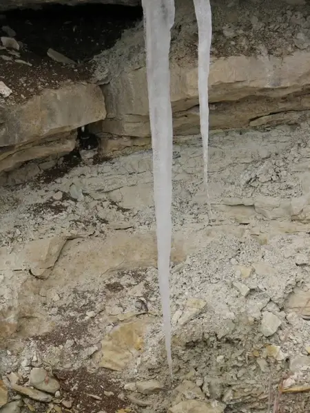 frozen water drip rock background