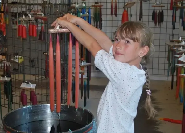 girl candles holiday