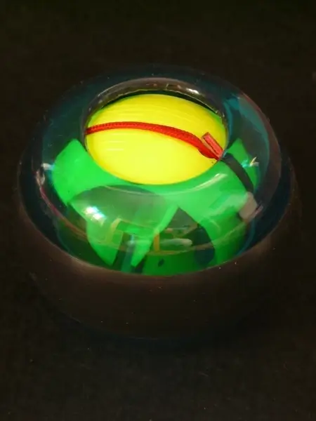 gyrotwister toy training device