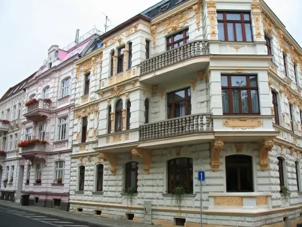 historical houses