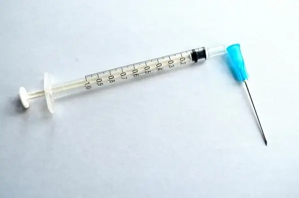 hypodermic needle