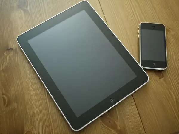 ipad vs iphone