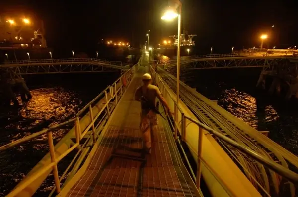 iraq persian gulf night
