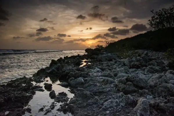 jan thiel bay