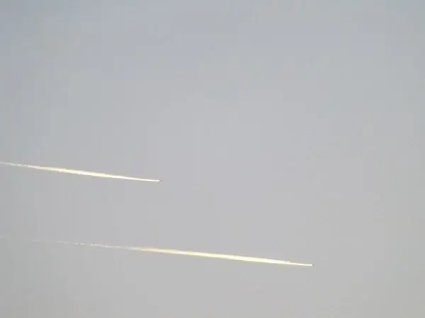 jets chemtrails