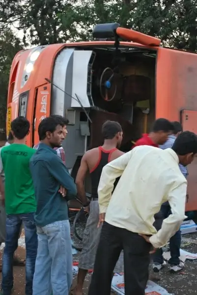 ketk accident mumbaigoa highway
