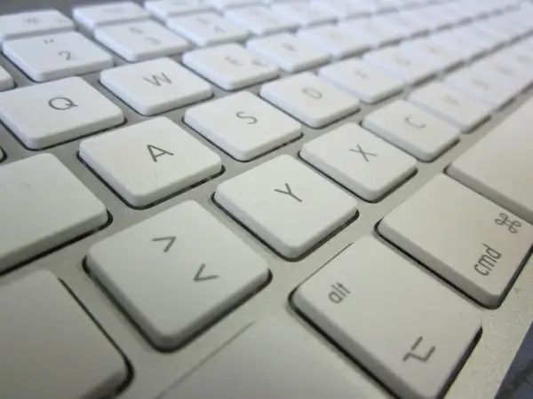 keyboard mac white