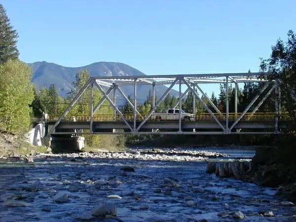 kootenay county river iron bridge