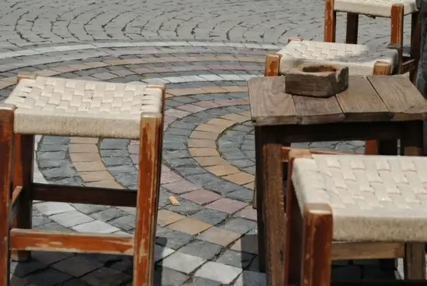 lonely chairs 