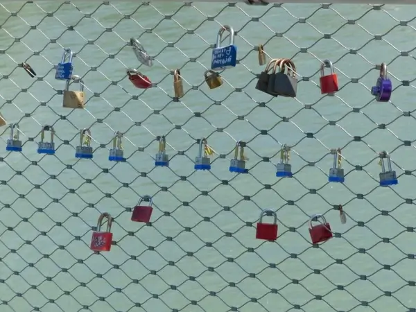 love locks castles fence