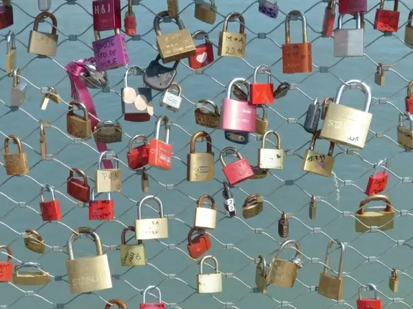love locks castles fence