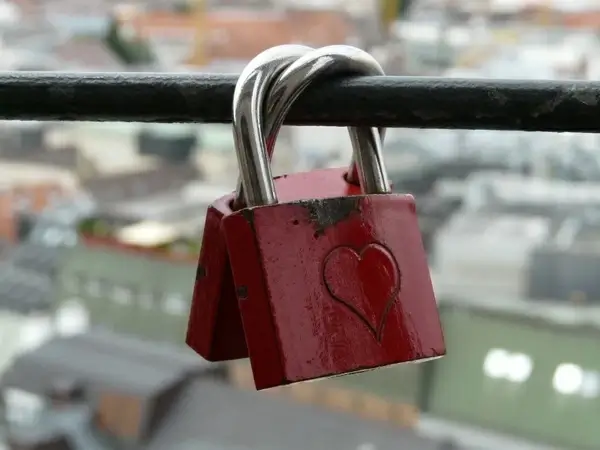 love locks love padlocks