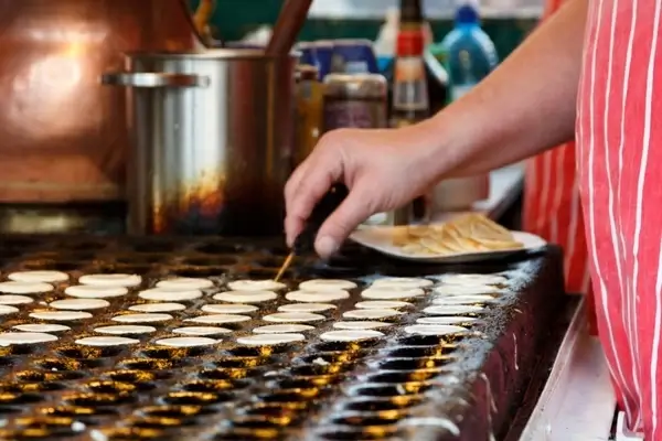many mini pancakes