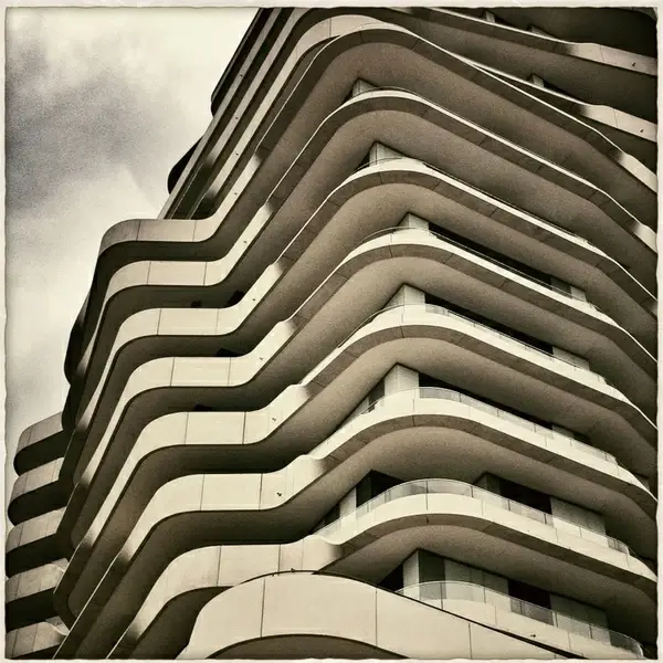 marco polo tower hamburg harbour city