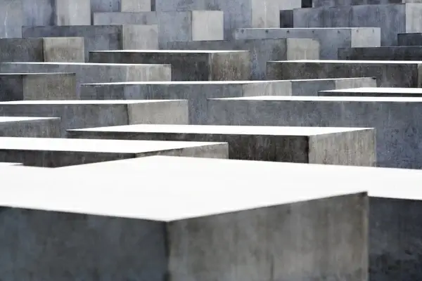 monument berlin concrete