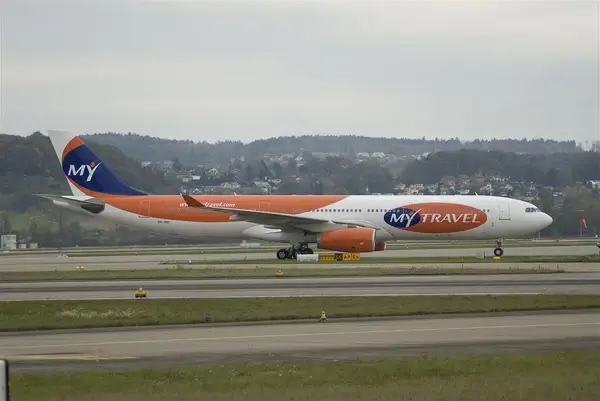 mytravel airways airbus a330 300 oy vkizrh03112006436di