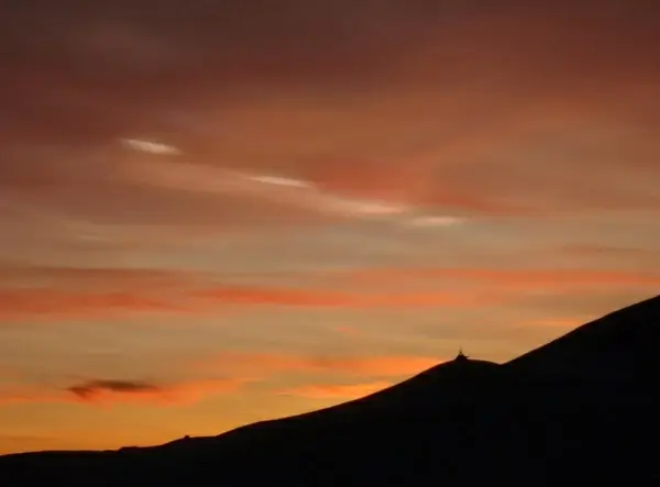 nacreous clouds