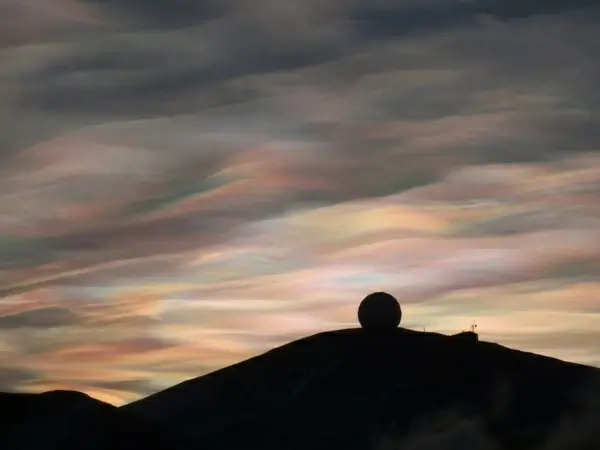 nacreous clouds at mcmurdo
