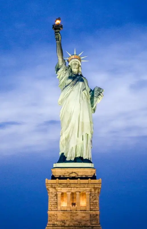 new york city landmark picture liberty statue twilight evening 