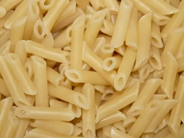 noodles eat food