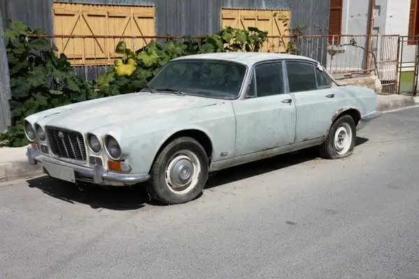 old jaguar car
