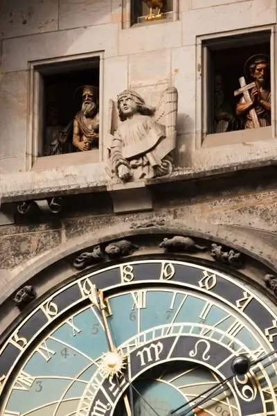 orloj moving figures