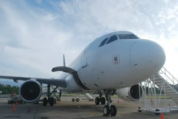 pal airplane at tagbilarn airport
