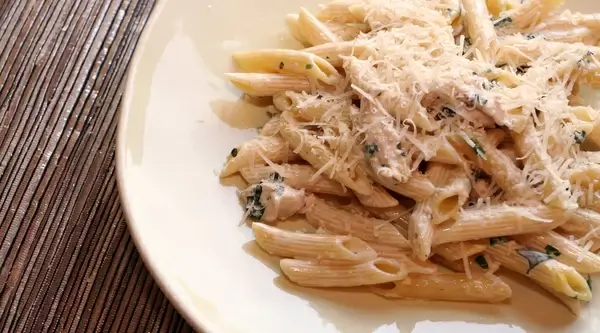 pasta with a chicken lemon cream sauce
