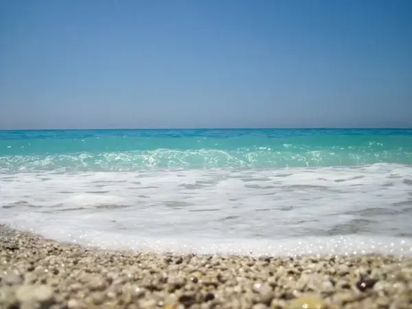 pebble beach and sea 